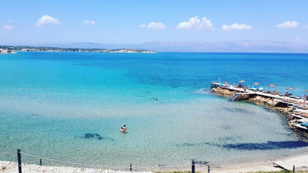 Çeşme Babaylon Hotel מראה חיצוני תמונה