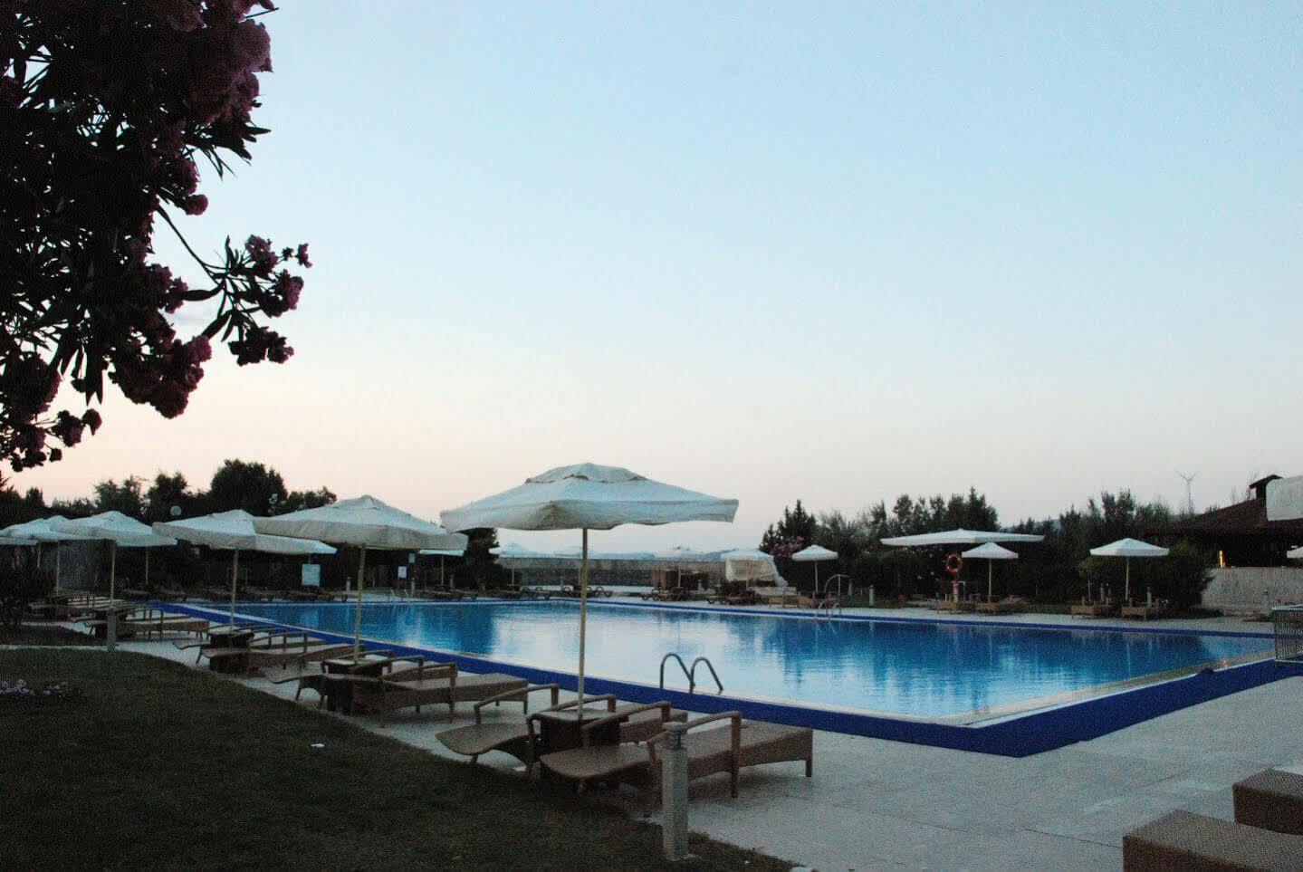 Çeşme Babaylon Hotel מראה חיצוני תמונה